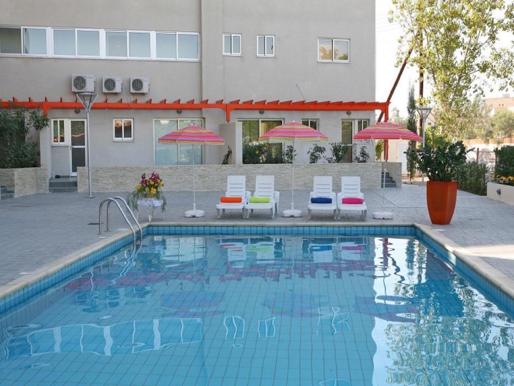 Zavos Colours Boutique Apartments Лимасол Экстерьер фото