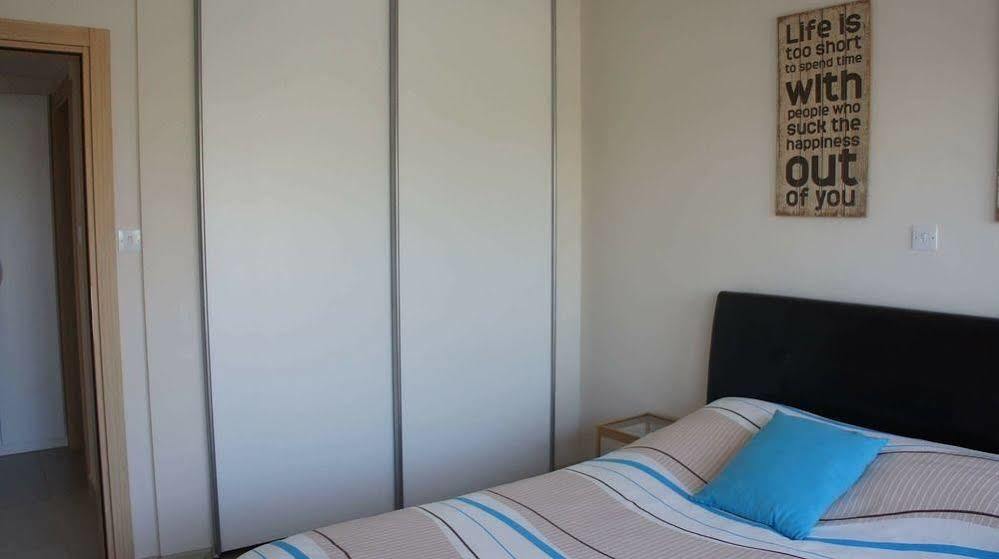 Zavos Colours Boutique Apartments Лимасол Экстерьер фото